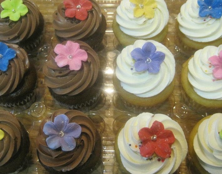 Drop Flowers for 1 Dozen Cupcakes